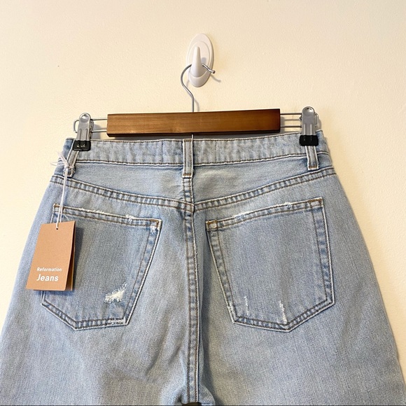 Reformation Bermuda Short - Picture 10 of 12